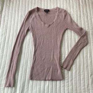 Mauve v neck sweater